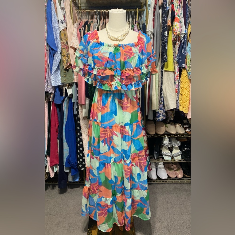 Peach Love California Colorful Off-Shoulder Tiered Maxi Dress M Tropical Boho